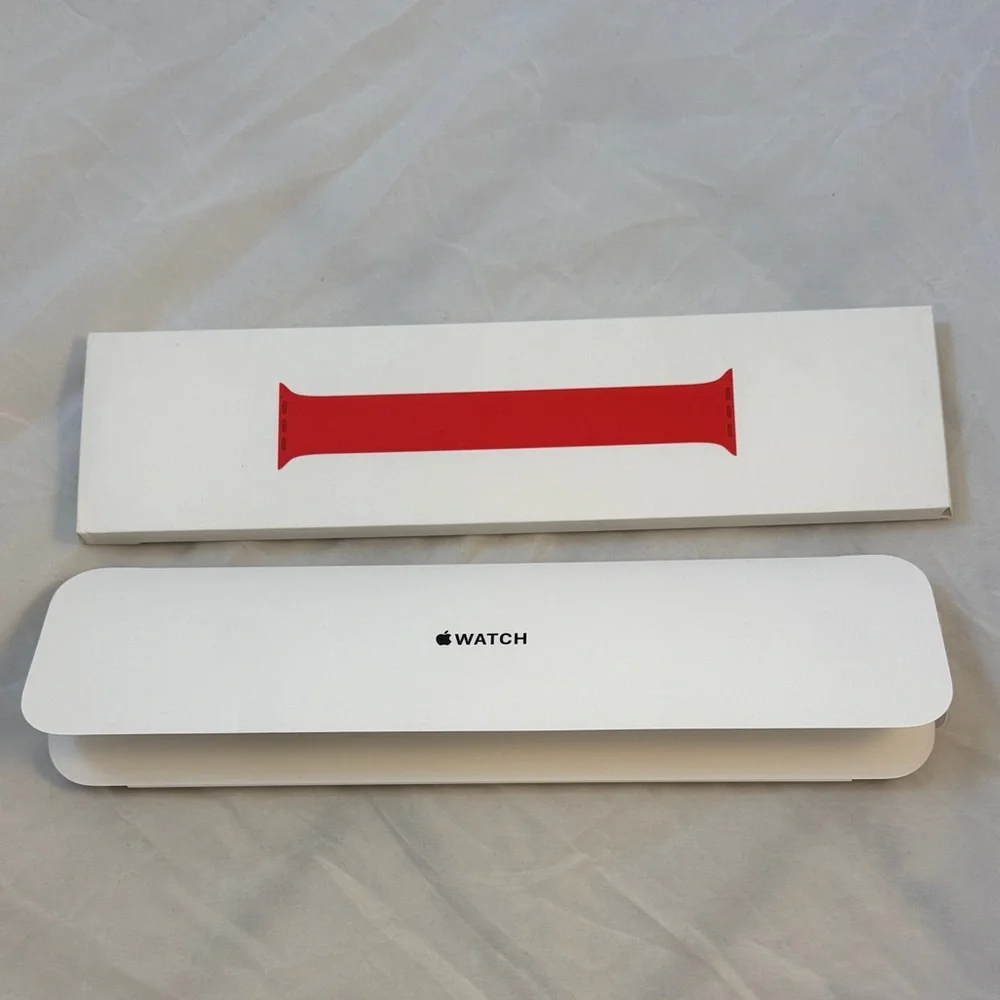 Apple Red Solo Loop Wristband 40mm 6